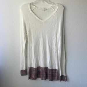 Mystree sweater small thin luxurious ivory Softgirl